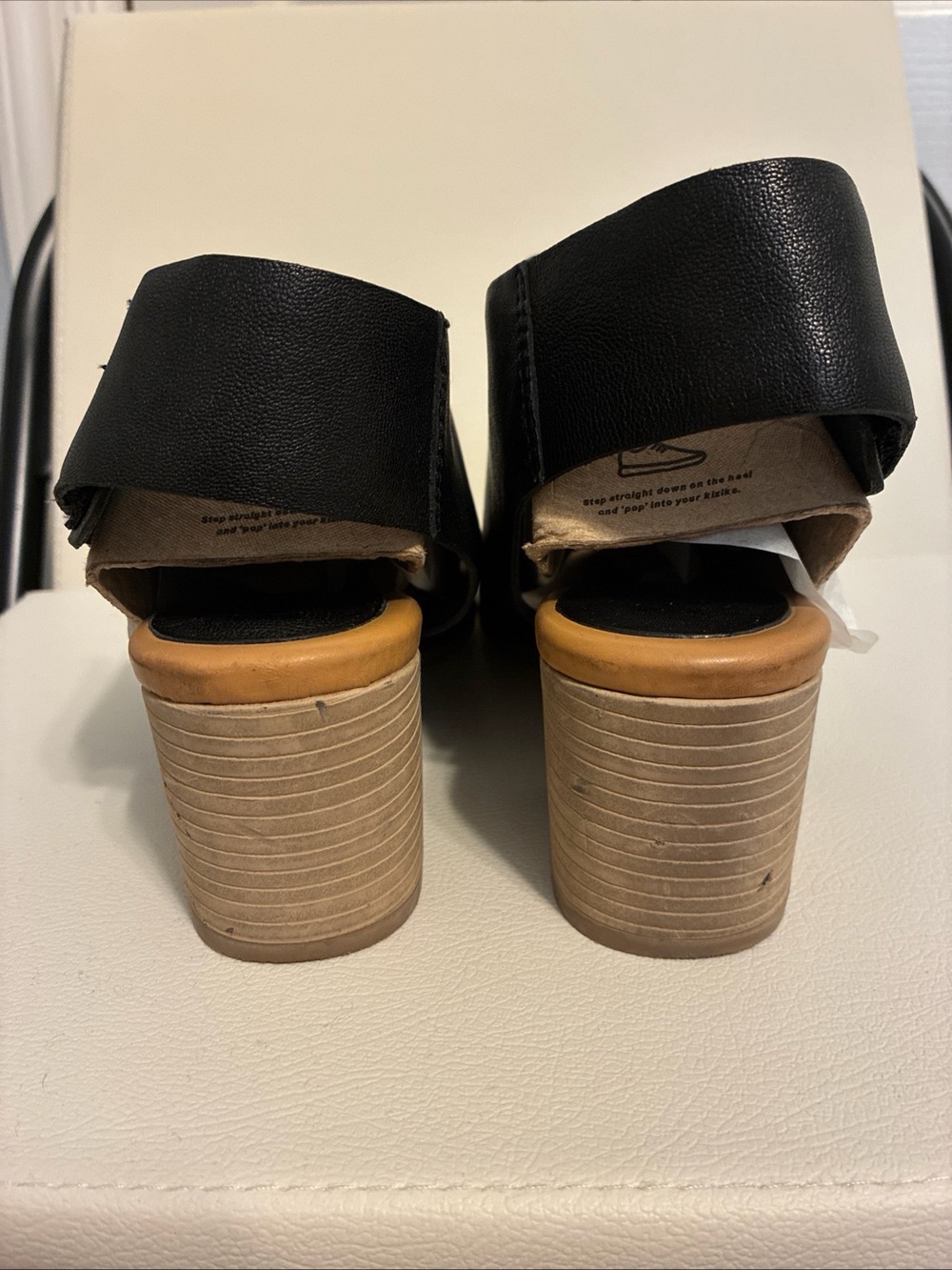 Korks by Kork-Ease Cayleigh Black Leather Block Heel Sandals Size 7.5M Open Toe - Picture 7 of 10